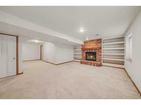 Living - 204 Pelican Cv, Windsor, CO 80550 photo 7 of 9