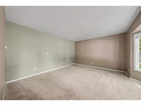 Living - 204 Pelican Cv, Windsor, CO 80550 photo 5 of 9