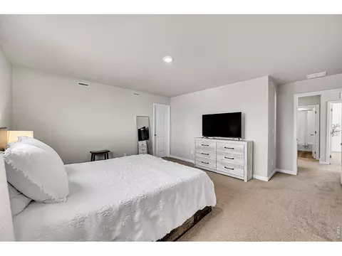 Bedroom - 7411 E Big Thompson Cir, Frederick, CO 80530 photo 1 of 7