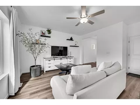 Living - 7411 E Big Thompson Cir, Frederick, CO 80530 photo 2 of 3