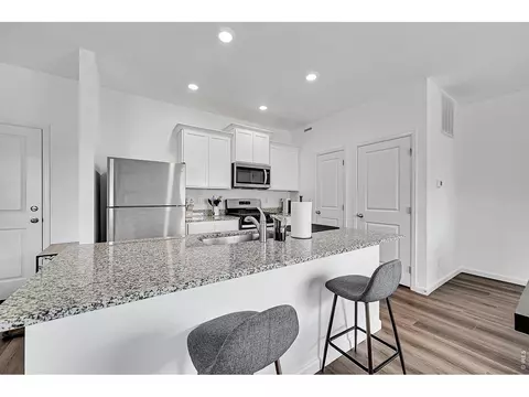 Kitchen - 7411 E Big Thompson Cir, Frederick, CO 80530 photo 2 of 5