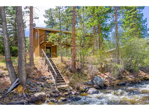 348 Crown Point Dr, Bellvue, CO 80512