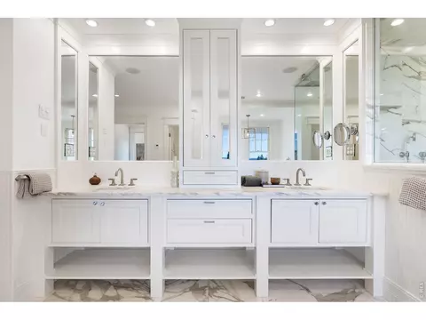 Bath - 1710 Sunset Blvd, Boulder, CO 80304 photo 3 of 4