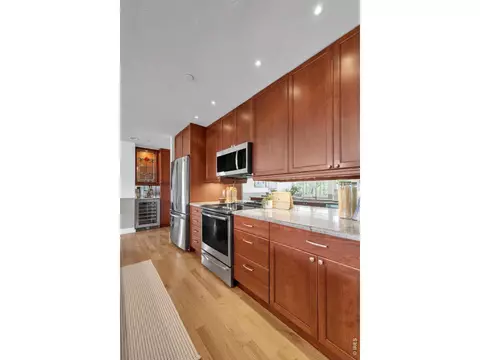 Kitchen - 1215 Cedar Ave #301, Boulder, CO 80304 photo 5 of 7