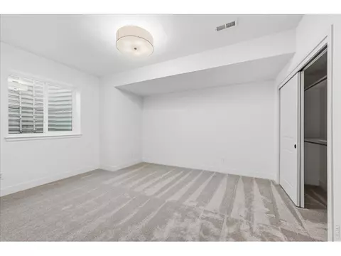Bedroom - 864 Doubleleaf Dr, Windsor, CO 80550 photo 2 of 5
