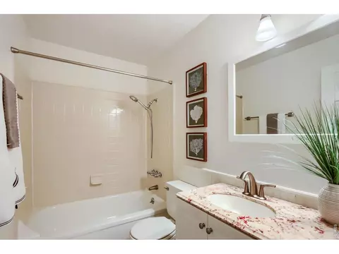 Bath - 1111 Maxwell Ave #201, Boulder, CO 80304 photo 1 of 1