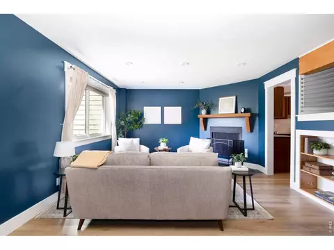 Living - 2979 Eagle Way, Boulder, CO 80301 photo 2 of 5