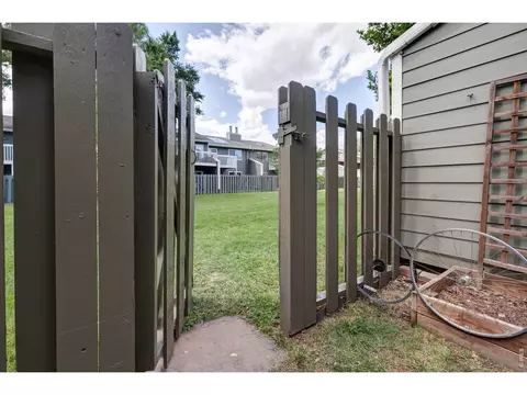 Exterior - 2979 Eagle Way, Boulder, CO 80301 photo 6 of 12