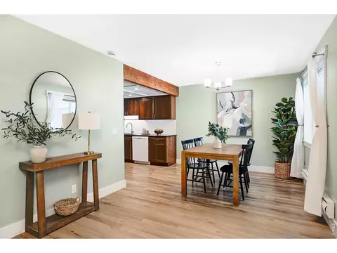 Dining - 2979 Eagle Way, Boulder, CO 80301 photo 1 of 2
