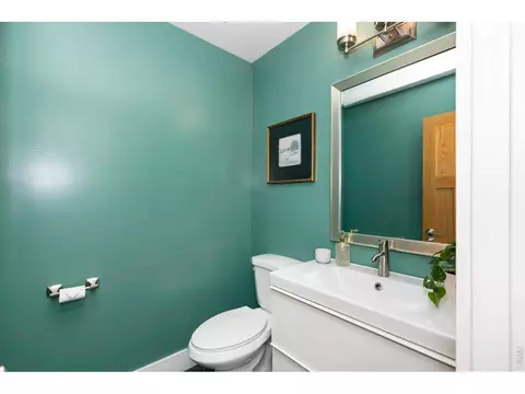 Bath - 2979 Eagle Way, Boulder, CO 80301 photo 1 of 4