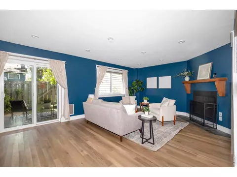 Living - 2979 Eagle Way, Boulder, CO 80301 photo 4 of 5
