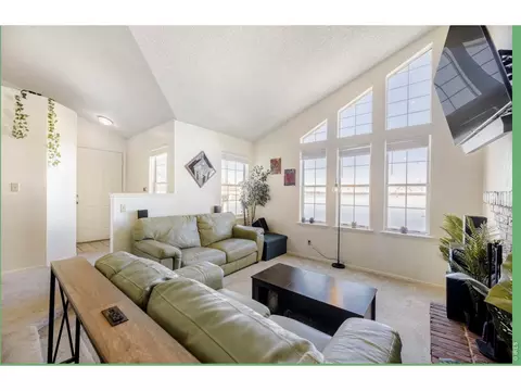 4760 S Wadsworth Blvd #D-303, Littleton, CO 80123