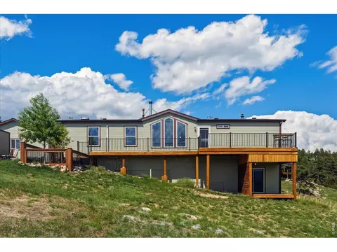 285 Guardian Peak Dr, Livermore, CO 80536