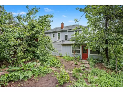 Exterior - 1044 Maxwell Ave, Boulder, CO 80304 photo 4 of 7