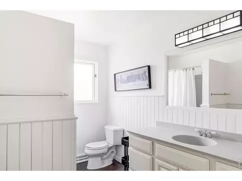 Bath - 2915 16th St, Boulder, CO 80304 photo 3 of 3