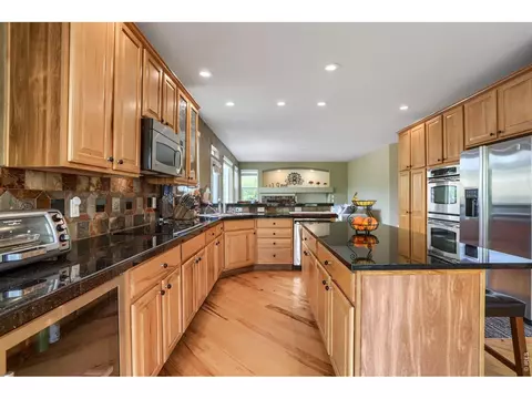 Kitchen - 113 Eagle Valley Dr, Lyons, CO 80540 photo 2 of 3