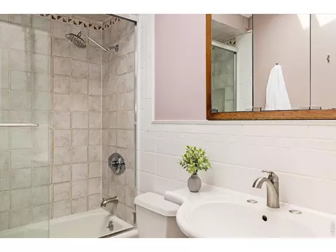 Bath - 9234 Arapahoe Rd, Boulder, CO 80303 photo 1 of 1
