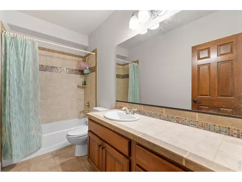Bath - 1824 E Seadrift Dr, Windsor, CO 80550 photo 2 of 4