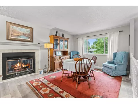 Dining - 717 10th St, Windsor, CO 80550 photo 2 of 6