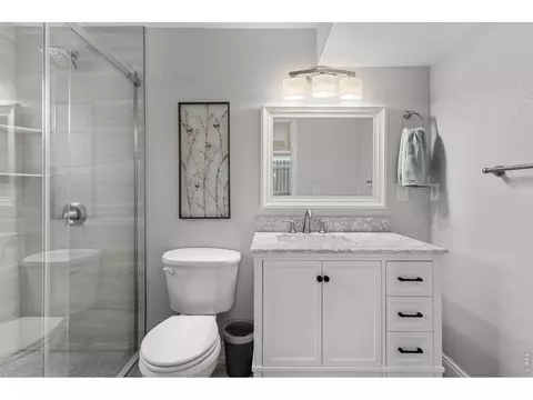 Bath - 717 10th St, Windsor, CO 80550 photo 3 of 4