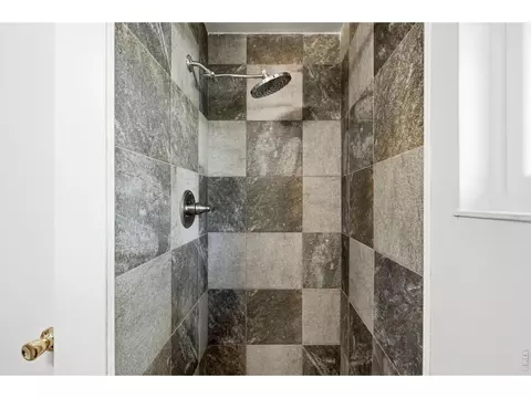 Bath - 1305 Linden Ave, Boulder, CO 80304 photo 3 of 4