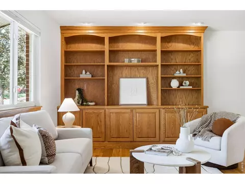 Living - 1305 Linden Ave, Boulder, CO 80304 photo 2 of 9