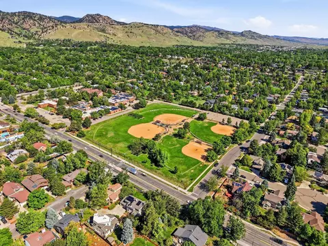 View/Area - 1305 Linden Ave, Boulder, CO 80304 photo 3 of 5