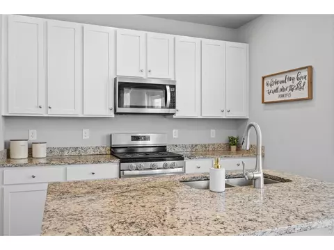 Kitchen - 27074 E Archer Ave, Aurora, CO 80018 photo 3 of 4
