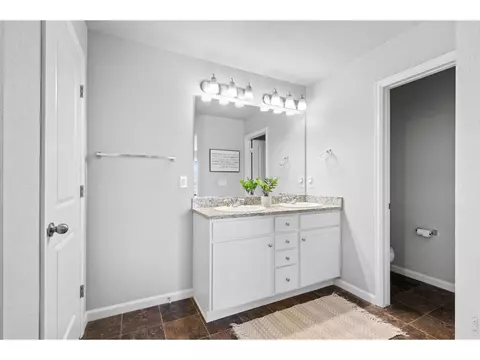 Bath - 27074 E Archer Ave, Aurora, CO 80018 photo 2 of 3