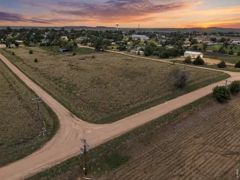 512 E Curtis St, Eckley, CO 80727