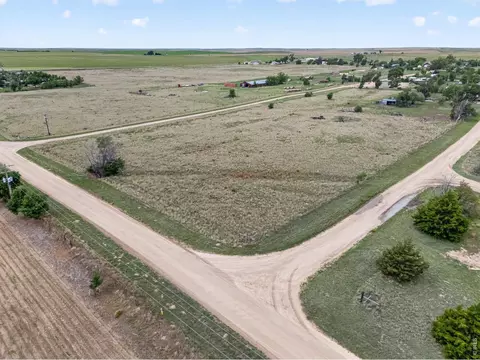 512 E Curtis St, Eckley, CO 80727 photo 9