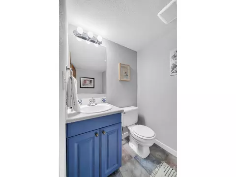 Bath - 4219 Amber St, Boulder, CO 80304 photo 4 of 4