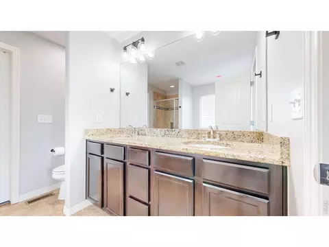 Bath - 6821 Sequoia St, Frederick, CO 80530 photo 2 of 5