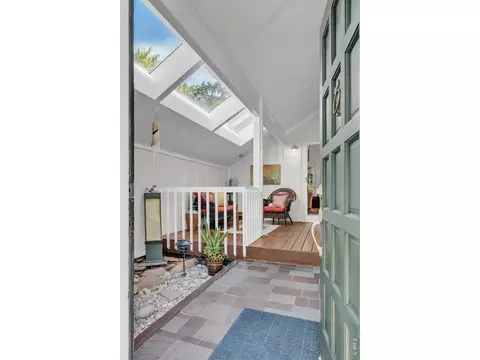 Entry Way - 2365 Juniper Ave, Boulder, CO 80304 photo 1 of 3