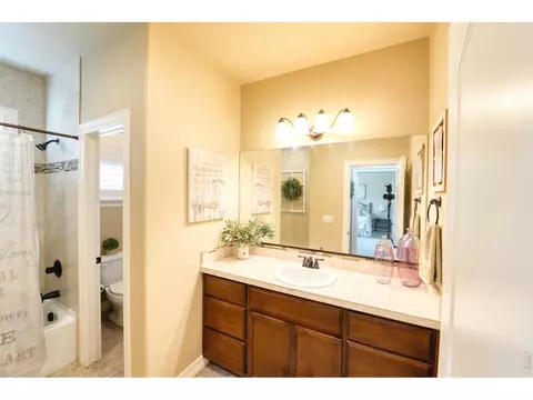 Bath - 6525 18th St Rd, Greeley, CO 80634 photo 4 of 5
