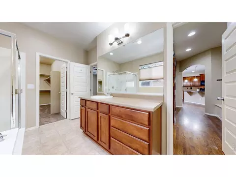 Bath - 5543 Calgary St, Timnath, CO 80547 photo 2 of 5