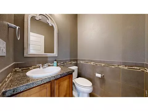 Bath - 5543 Calgary St, Timnath, CO 80547 photo 3 of 5
