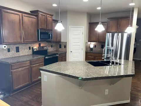 Kitchen - 5543 Calgary St, Timnath, CO 80547 photo 2 of 4