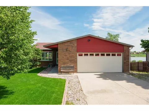 112 Victoria Dr, Fort Collins, CO 80525
