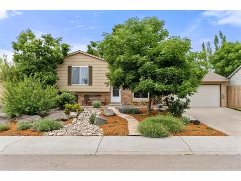 4307 Hummingbird Dr, Fort Collins, CO 80526