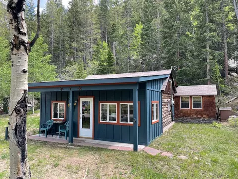 450 Peaceful Valley Rd, Lyons, CO 80540