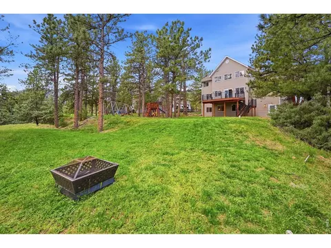 Exterior - 256 Choctaw Rd, Lyons, CO 80540 photo 8 of 10