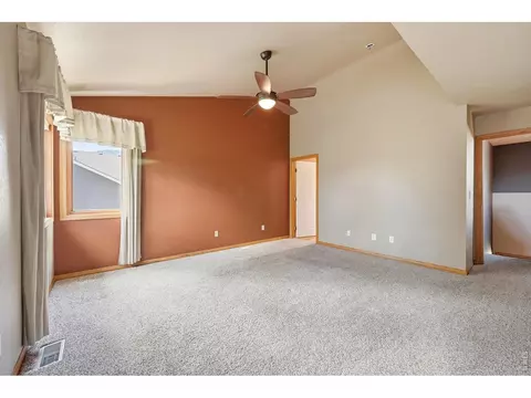 Bedroom - 256 Choctaw Rd, Lyons, CO 80540 photo 6 of 9