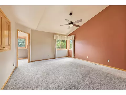 Bedroom - 256 Choctaw Rd, Lyons, CO 80540 photo 5 of 9