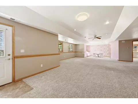 Living - 256 Choctaw Rd, Lyons, CO 80540 photo 5 of 5