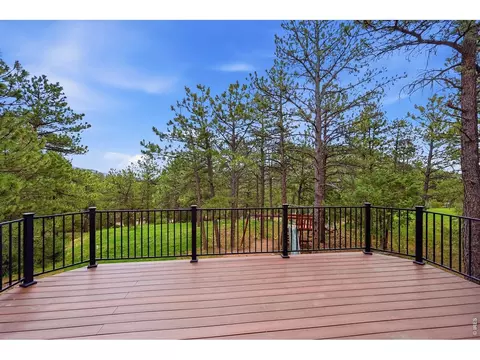 Exterior - 256 Choctaw Rd, Lyons, CO 80540 photo 9 of 10