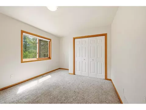 Bedroom - 256 Choctaw Rd, Lyons, CO 80540 photo 3 of 9