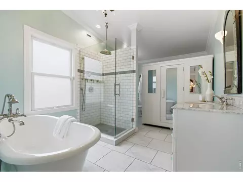 Bath - 616 Pine St, Boulder, CO 80302 photo 1 of 5