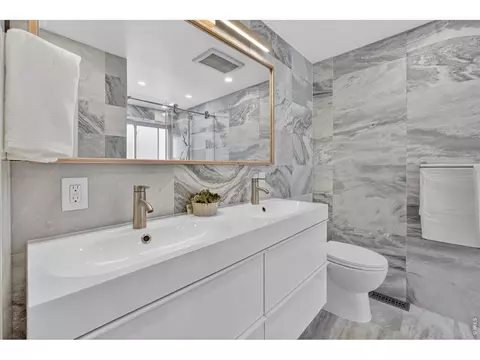 Bath - 3930 Arbol Ct, Boulder, CO 80301 photo 2 of 4