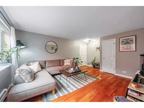 1332 N Williams St # 202, Denver, CO 80218